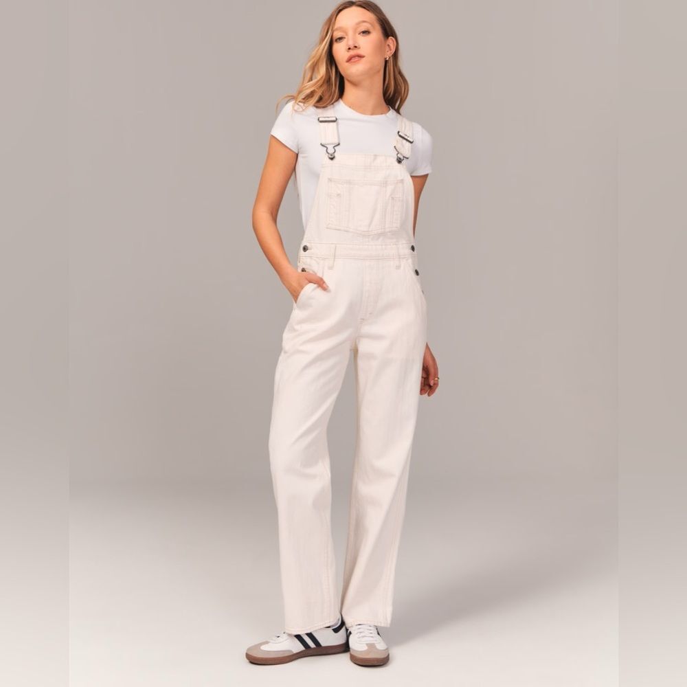 Abercrombie women’s overalls - cream